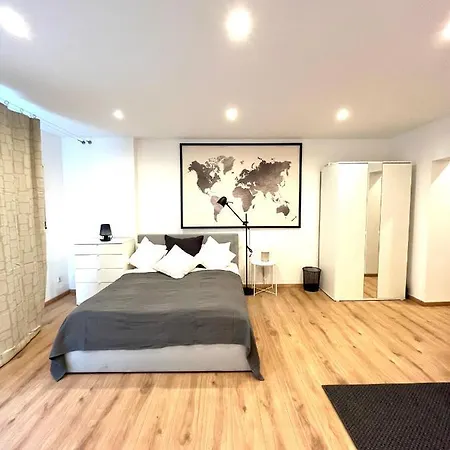 X-hain Kiezwohnung Berlín